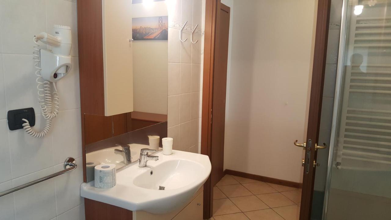 شقة Residenza Teodolinda مونزا المظهر الخارجي الصورة